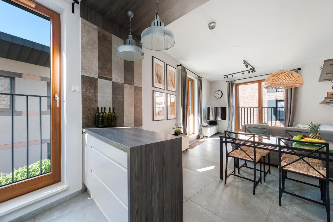 Mary&Arte Apartments Browar Lubicz Красков Екстериор снимка